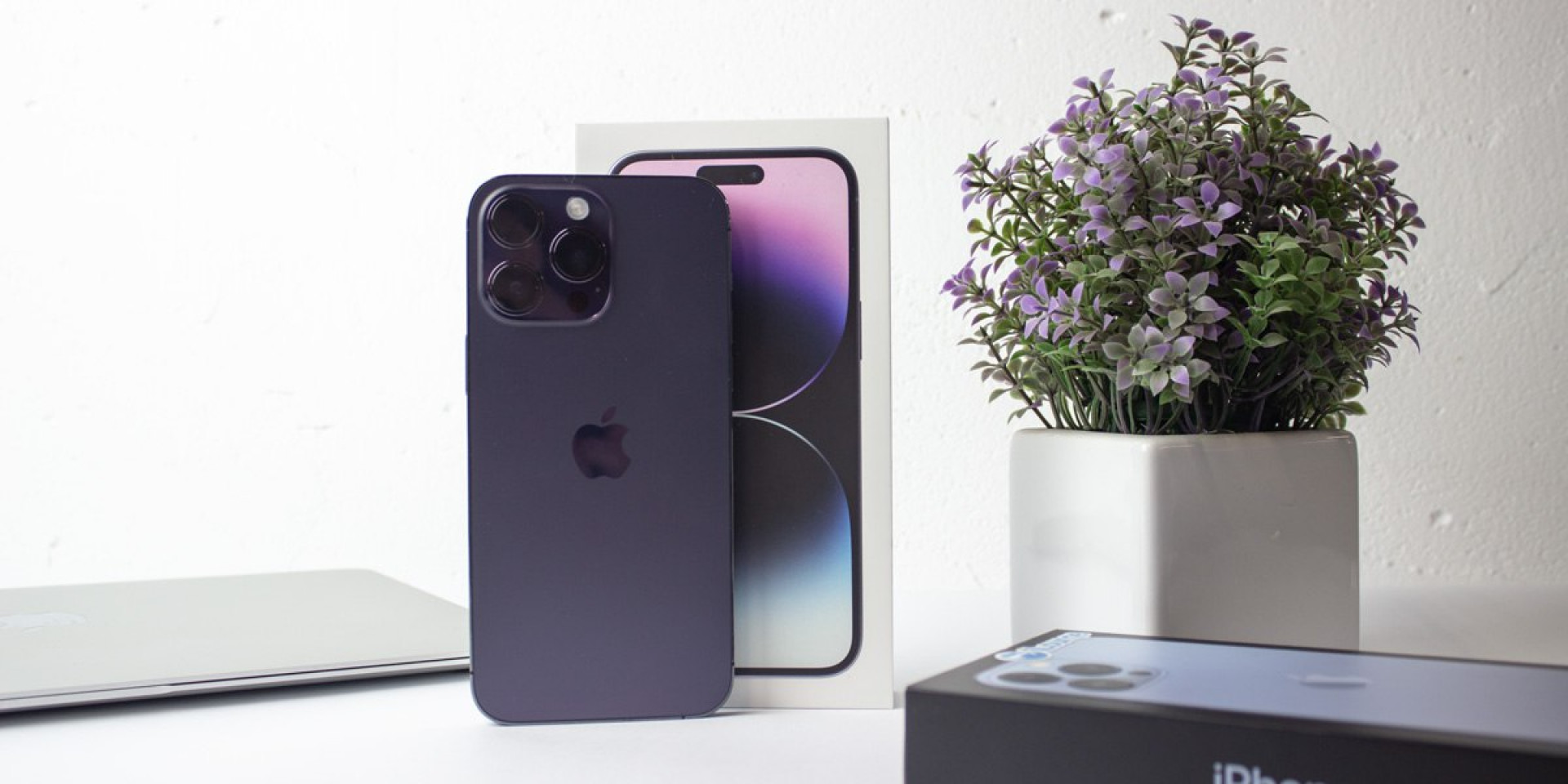 14 pro обзор. Iphone 14 Pro Max Purple. Iphone 14 Pro Max экран. Айфон 14 фиолетовый.