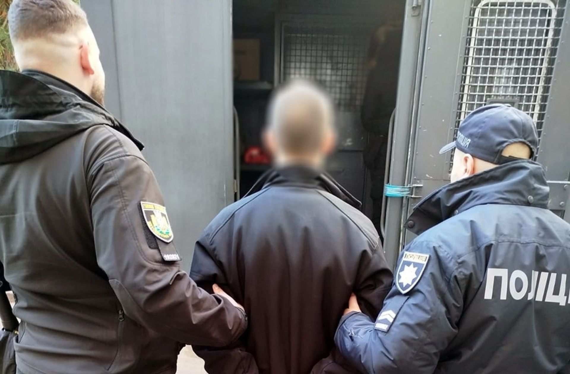 Наніс перехожому 95 колото-різаних ран: засуджено 18-річного житомирянина