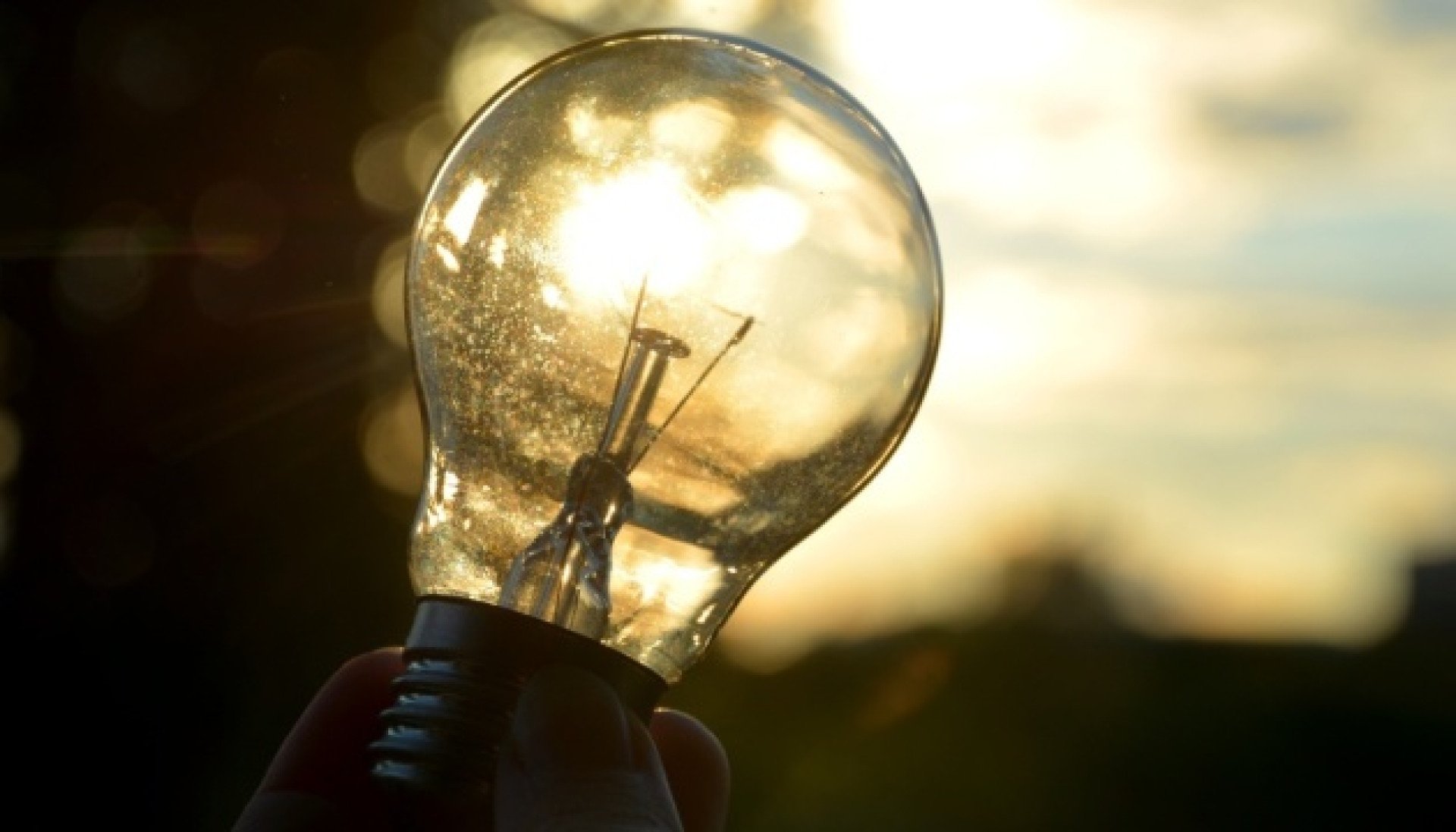 Графік планових відключень електроенергії на 18 грудня в Житомирській області