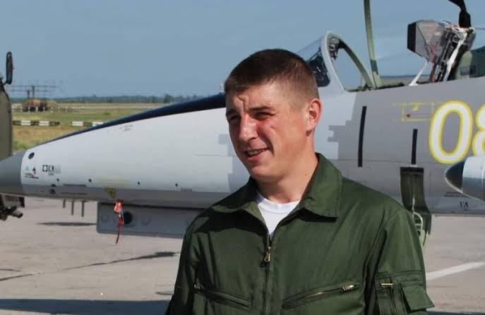 На Житомирщині відкрили пам'ятник льотчику Степану Тарабалці: 13 березня 2022 року загинув у повітряному бою