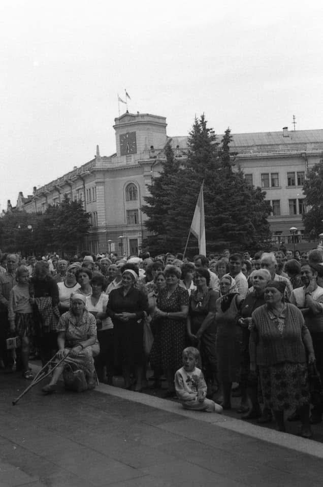 35-та річниця встановлення синьо-жовтого прапора над ратушею Житомира